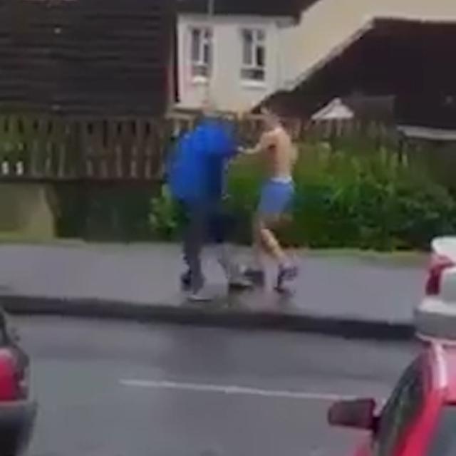  A fight broke out in the street yesterday outside a primary school