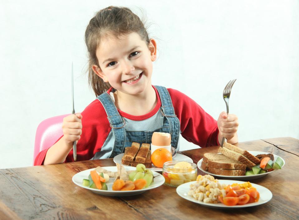  With one in three children now classed as overweight, it's more important than ever that parents learn how much to feed their kids