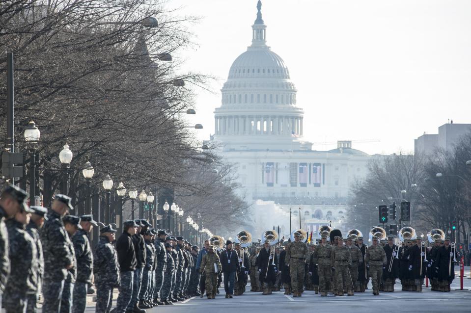  A million people are expected to line the national mall to see Donald Trump sworn in as President before a 90-minute parade through the city