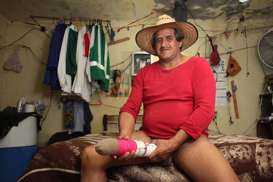  Roberto said: “I am happy with my penis, I know nobody has the size I have.”