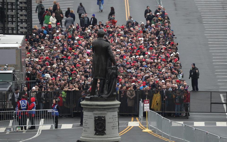  Hundreds of thousands of people lined the streets