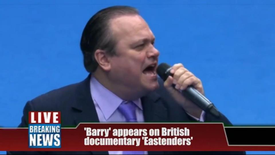  The hoax video appears to show actor Shaun Williamson singing at Donald Trump's inauguration