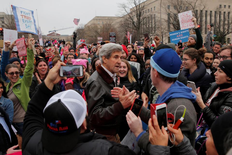  Former U.S. Secretary of State John Kerry walks to join the Women's March on Washington