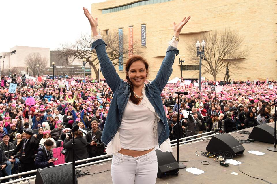  The actress-turned-activist recited a poem written by a teenager in Tennessee