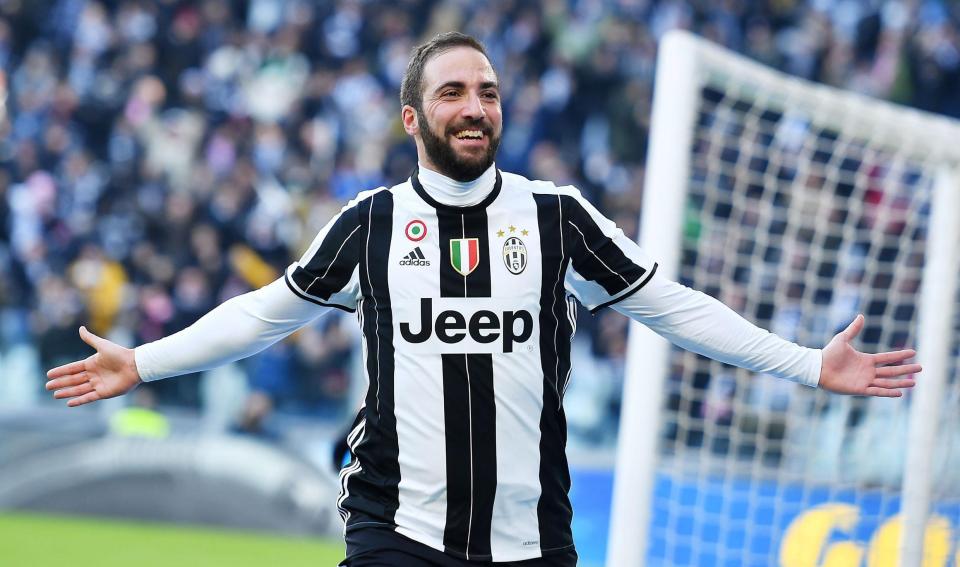  Gonzalo Higuain celebrates scoring his 14th goal of the season for Juventus