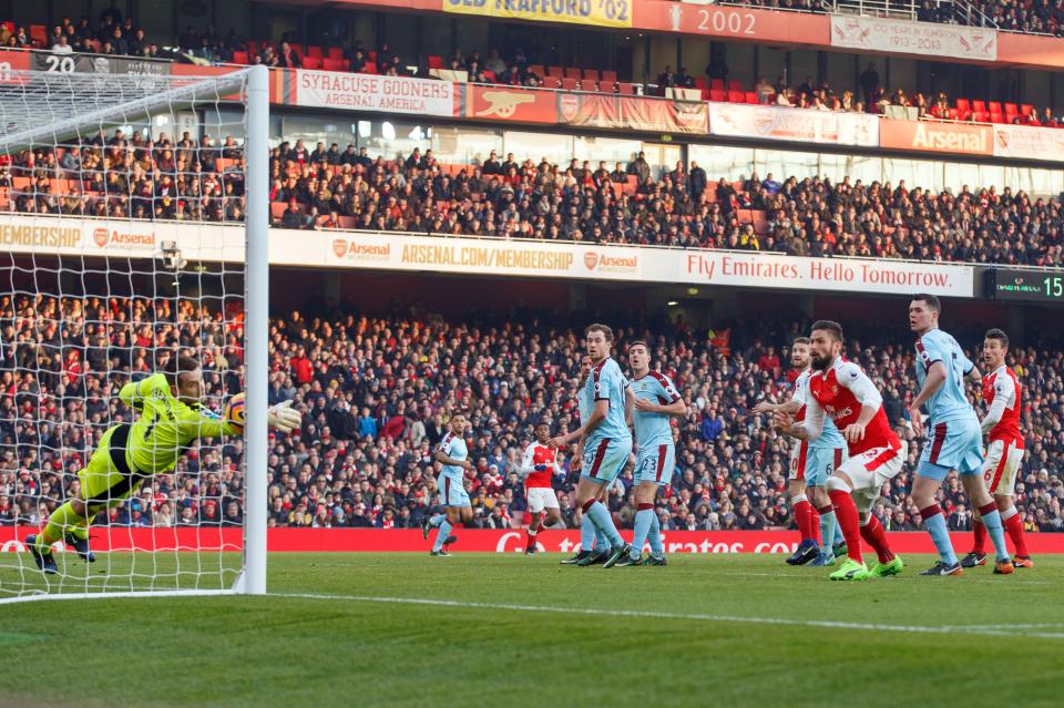  Burnley failed to have a man on the post when defending a corner who would have stopped Arsenal taking the lead