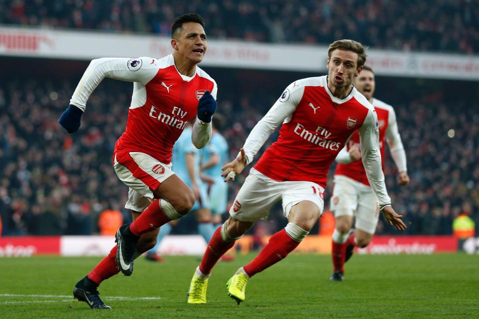  Alexis Sanchez scored the second of two late penalties at The Emirates