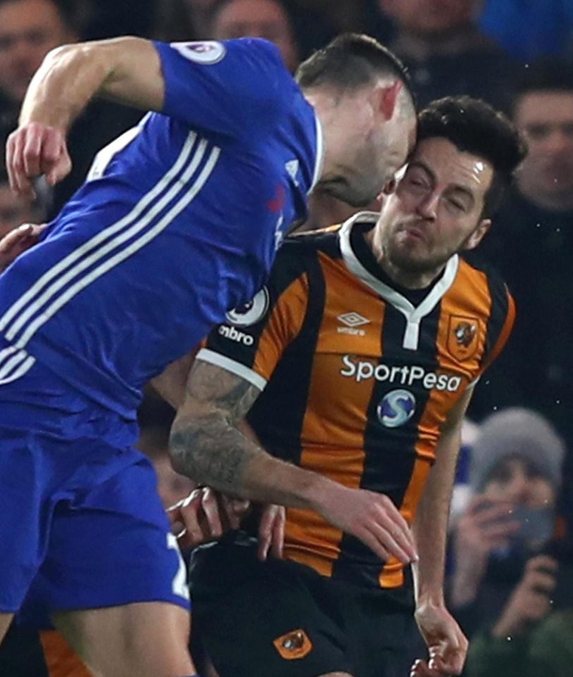  Ryan Mason came off worse as he collided with Gary Cahill