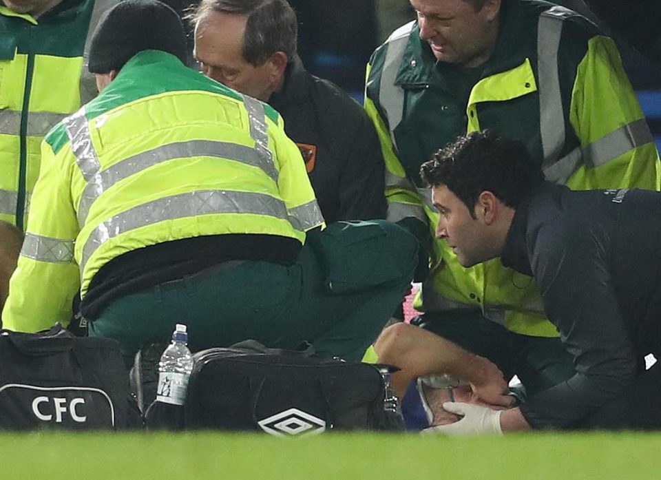  Medics from both Chelsea and Hull helped Mason