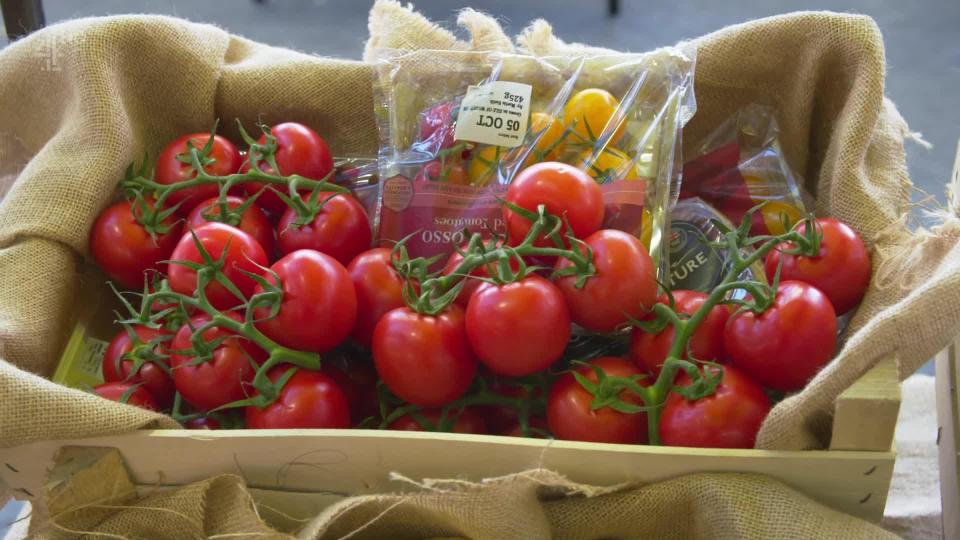  Tomatoes taste best when not kept in the fridge