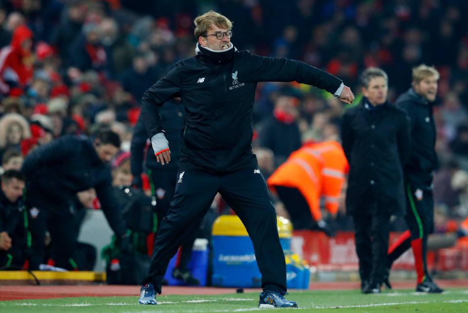  Jurgen Klopp endured a miserable night as his side were defeated by Southampton in the EFL Cup semi-final