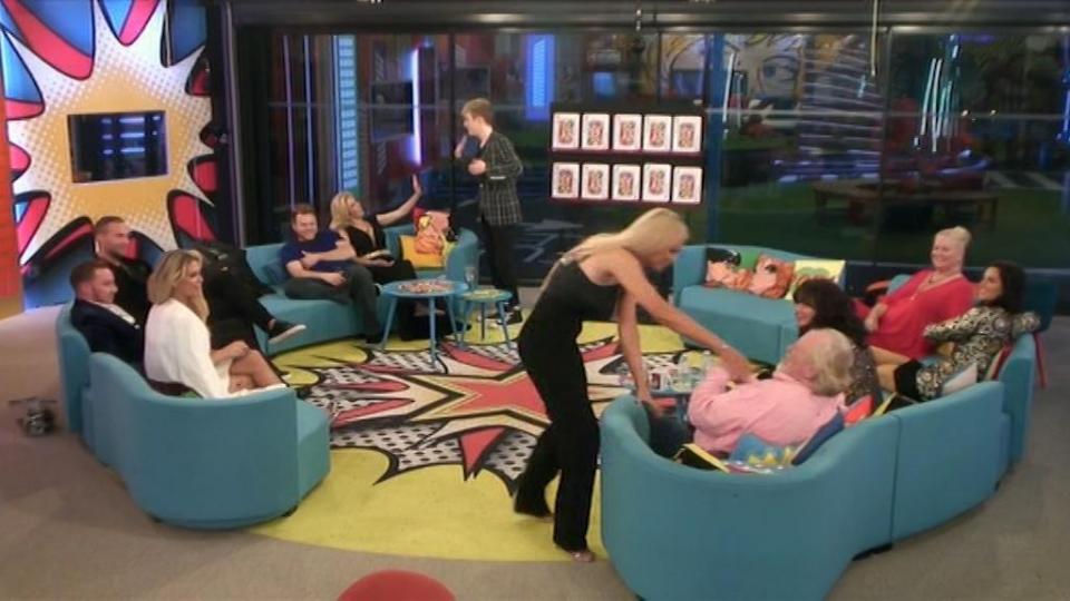  Nicola McLean accidentally flashed James Cosmo on tonight's CBB