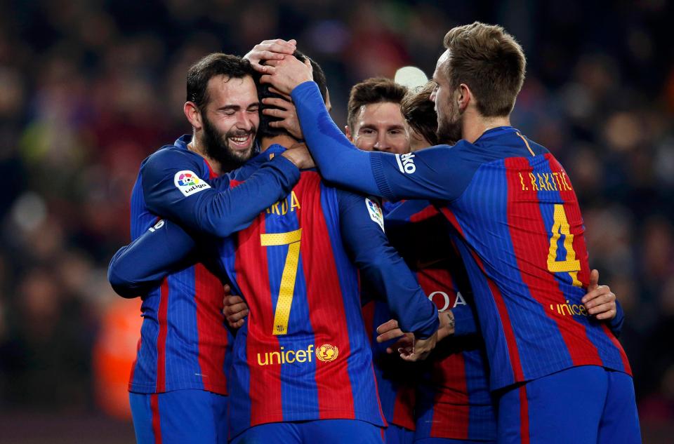  Barcelona do not have as many off-field sponsors as Man United