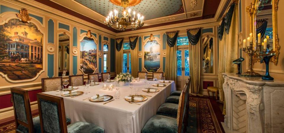  A new Disneyland dining experience has launched for a whopping £12,000