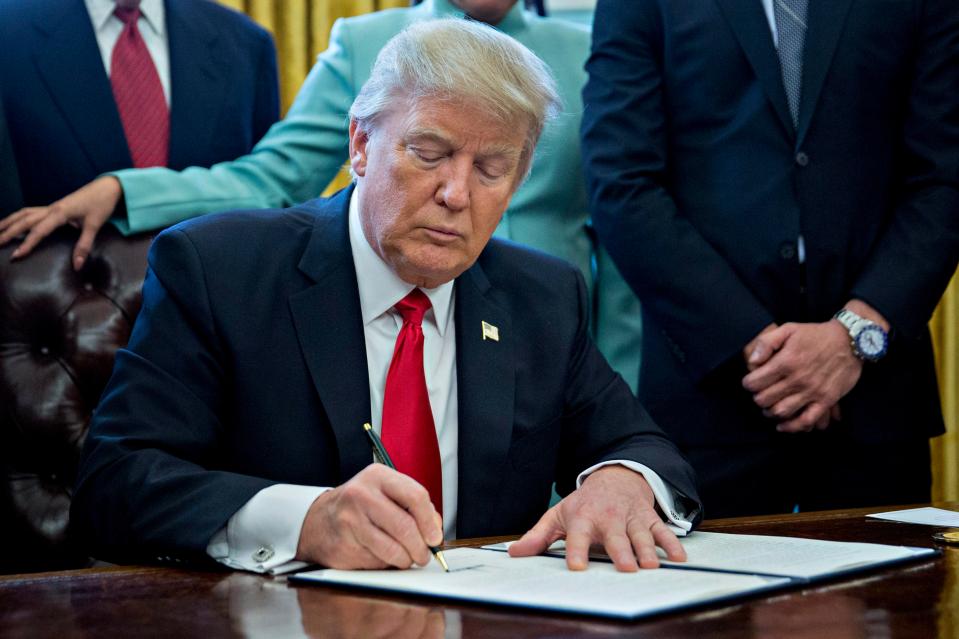  Donald Trump signed an order on Friday halting immigration from seven countries