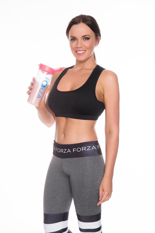  She also got some help from Forza Supplements, who helped Maria with her diet plan