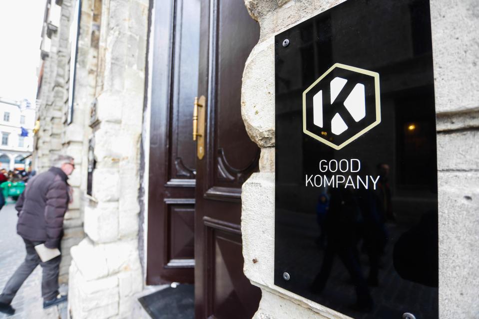  The "Good Kompany" bars failed to be a hit with fans and they closed just a year after they opened