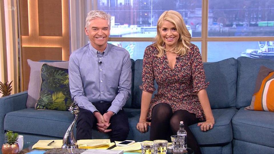  Holly Willoughby confessed to wearing Rochelle Humes' shoes for the NTAs last night