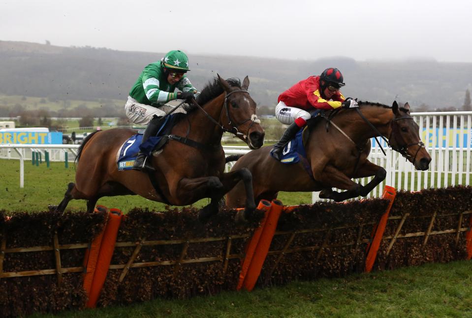  Cogry (right) could give Nigel Twiston-Davies another big Saturday success