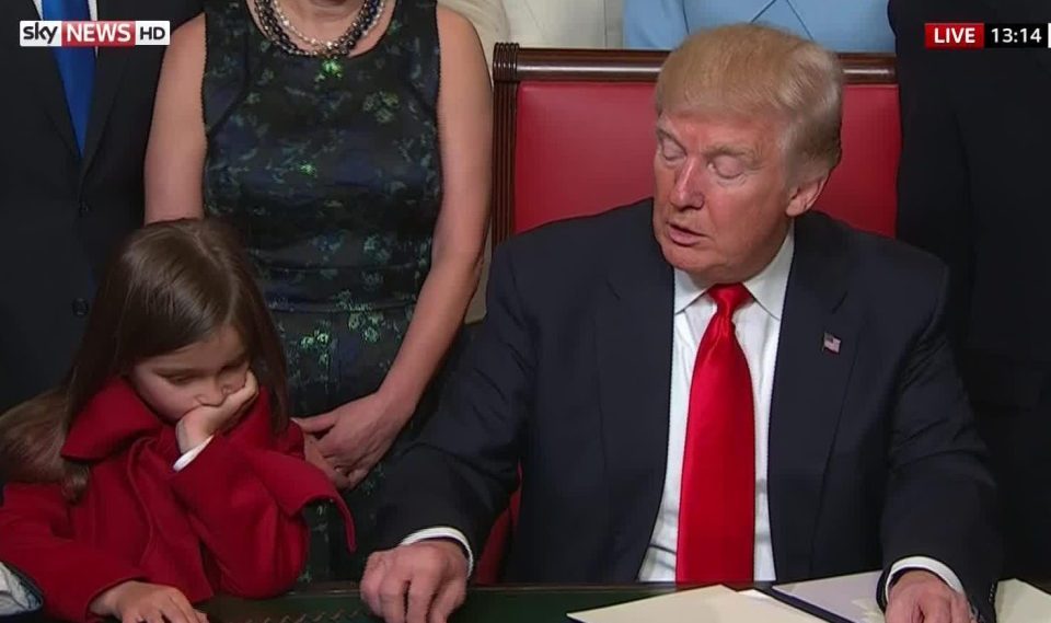  Arabella Kushner tried to take one of Trump's pens just as the new President was trying to sign documents