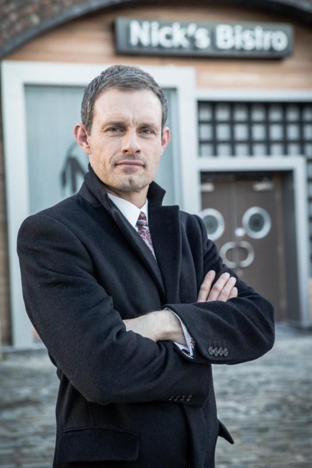  The actor, who is quitting the soap as Nick Tilsley, is offering fans an exclusive 20 minute online chat about his new short film