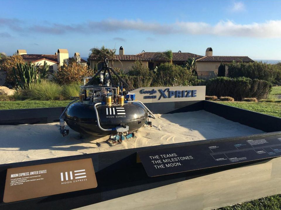  Moon Express show off their lander during the Google Lunar X competition