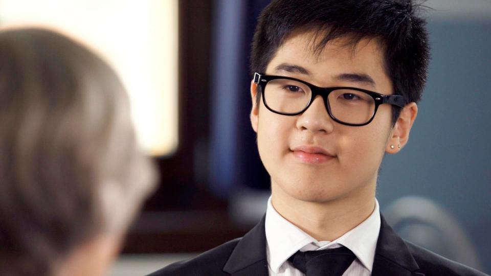  A video showed North Korean Kim Han-Sol, Kim Jong-Il's teenage grandson, talking to former UN under secretary general and special rapporteur for Human Rights in 2012