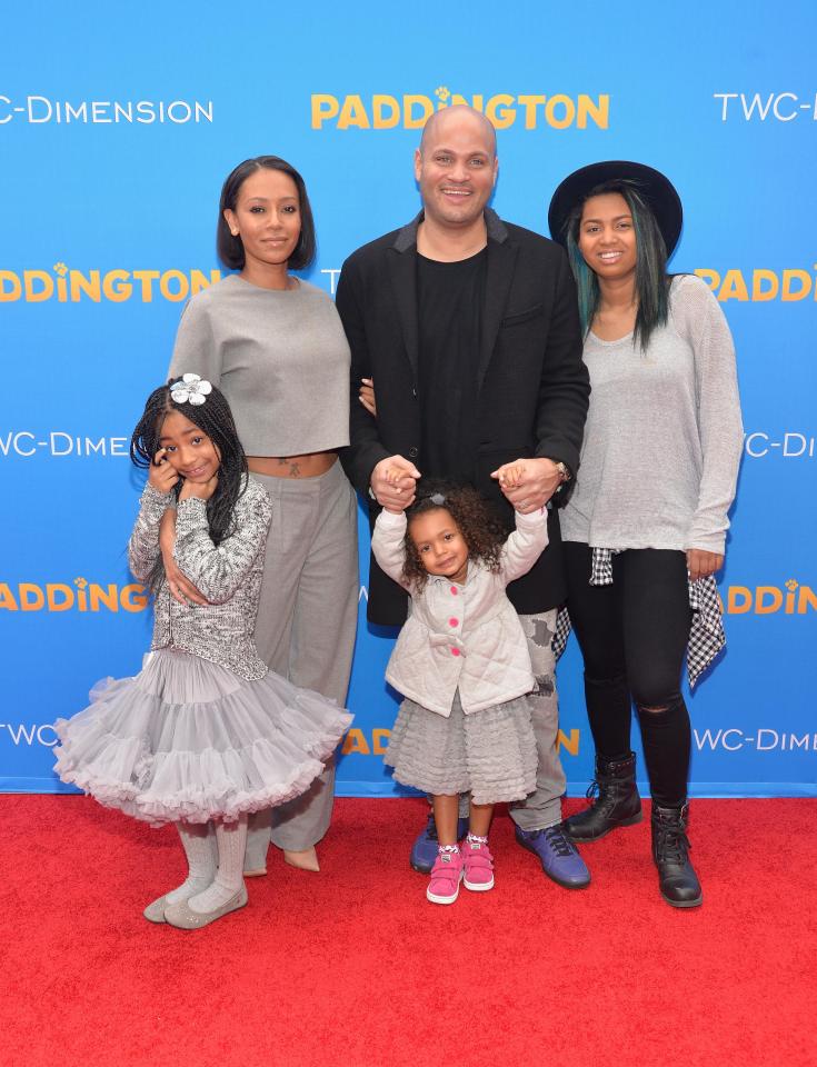  Mel with Stephen and her daughters