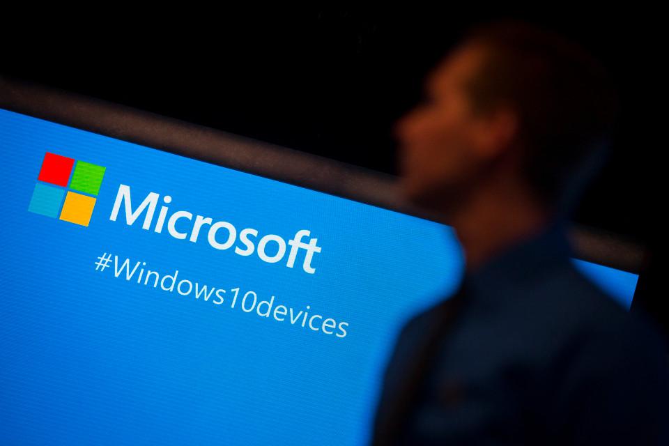  Microsoft customers struggled with the Windows 10 upgrade