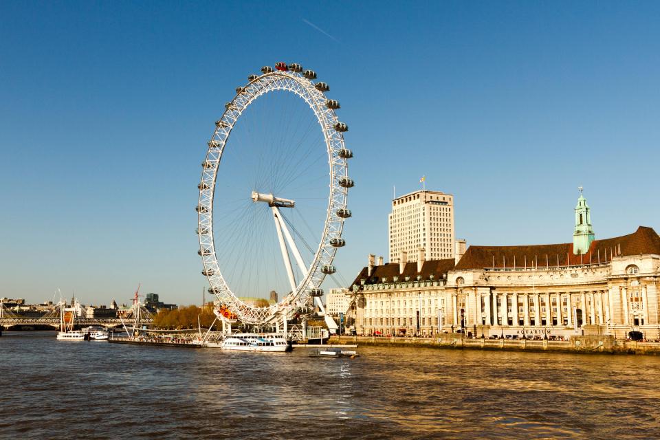  The London Eye measures up at 135 metres