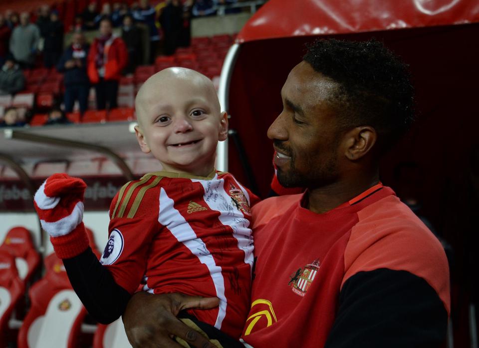  Brave Bradley with Sunderland striker Jermain Defoe