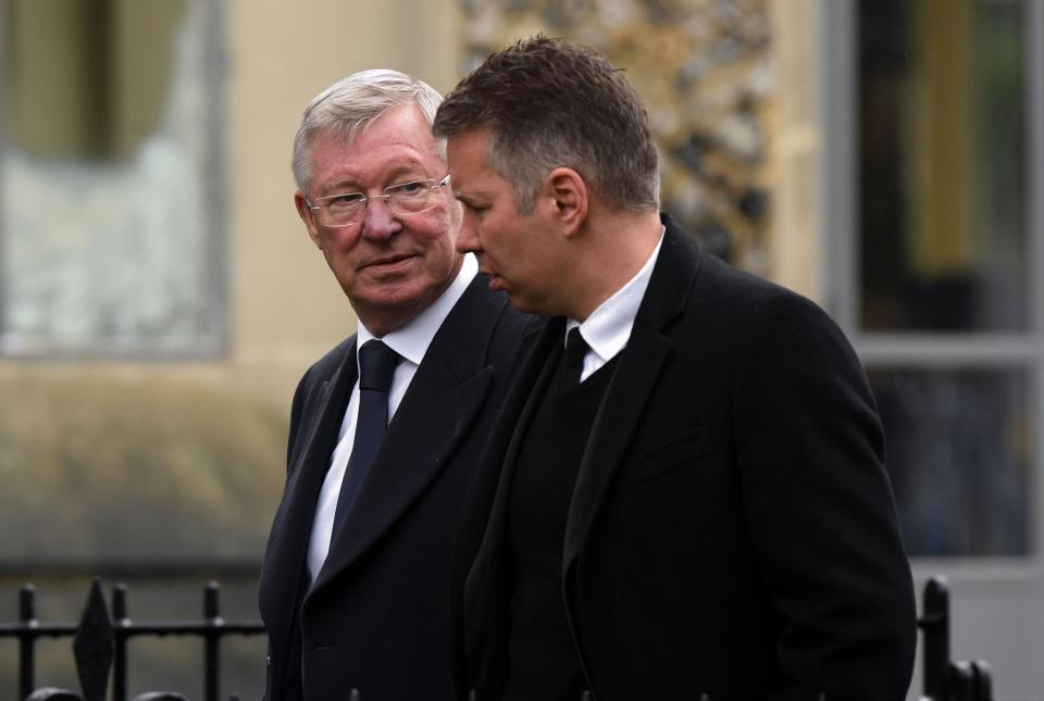  Sir Alex Ferguson with his son Darren for the funeral service in Watford