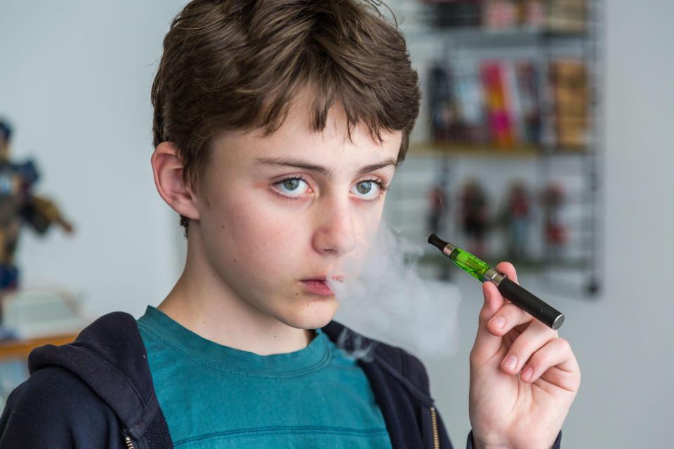  One in four vaping teenagers who misuse their e-cigarettes, instead dripping the fluid on to heated coils, are at risk of greater exposure to toxic chemicals