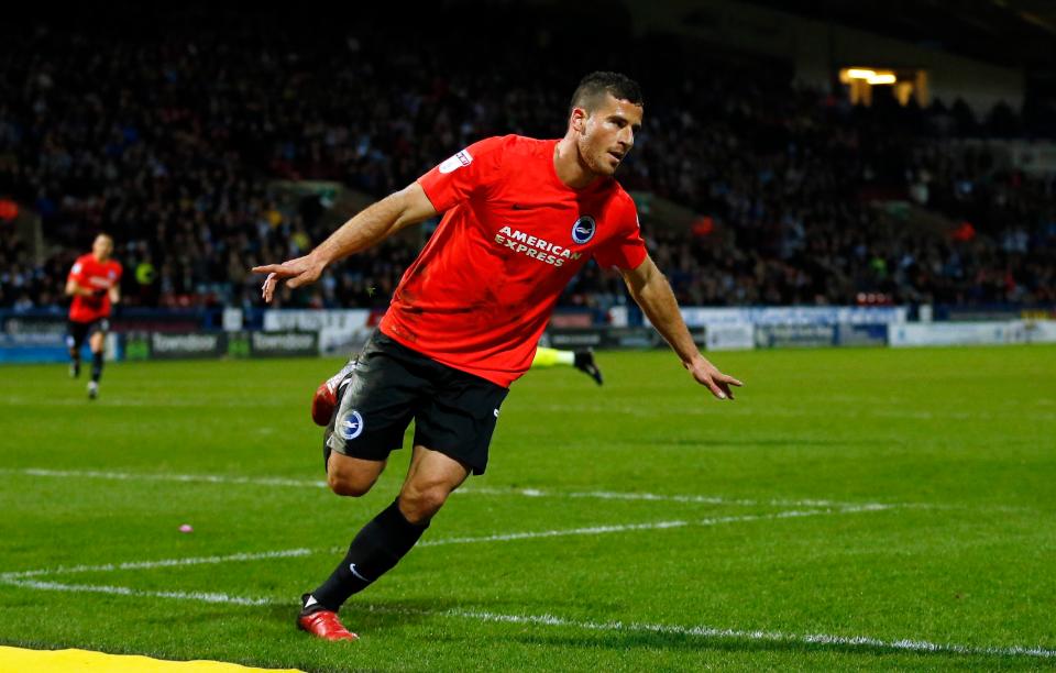  Tomer Hemed was gifted an equaliser for table-topping Brighton