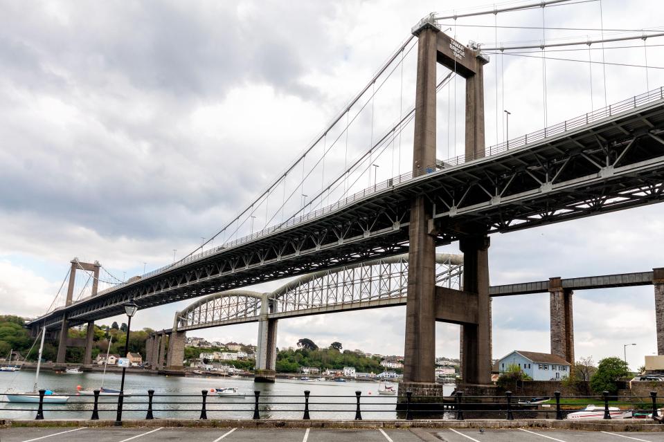  The Tamar Bridge is 'Cornish' Trumps wall location of choice