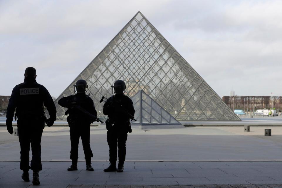  Sixth-form students from Surrey's Godalming College were in the Louvre art gallery when a knifeman was shot as he tried to attack a French soldier