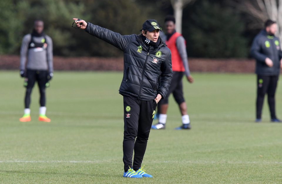  Don Antonio - The Chelsea boss looks firmly in charge as his players prepare to take on Arsenal