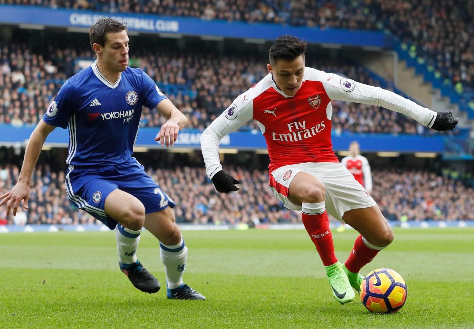  Azpilicueta shadows Arsenal striker Alexis Sanchez during another solid season