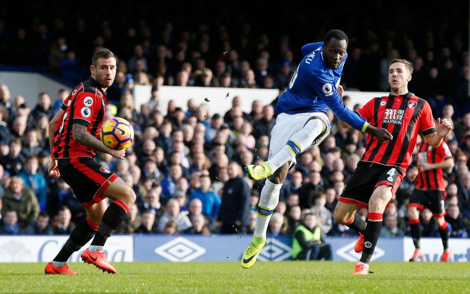  Romelu Lukaku strikes in Everton's first goal after just 30 seconds