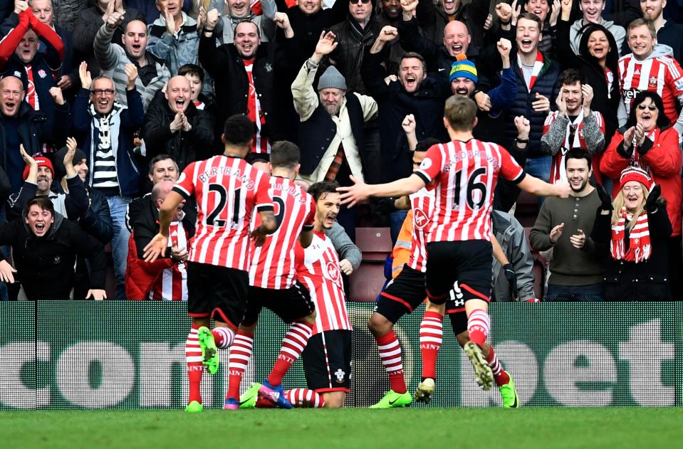  Manolo Gabbiadini celebrates scoring his first goal for Southampton since his transfer window move