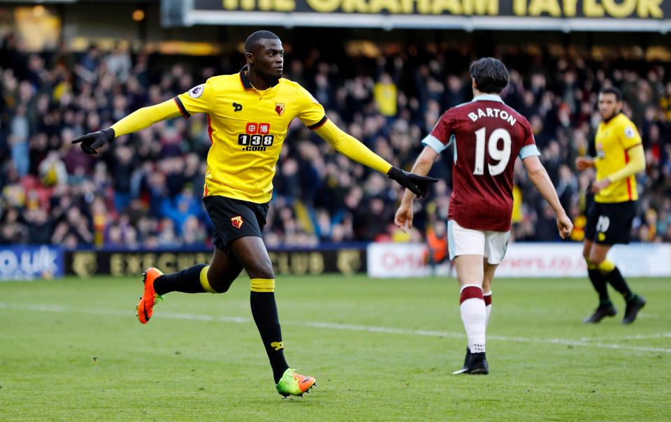  M'Baye Niang celebrated after scoring on his home debut with a great finish