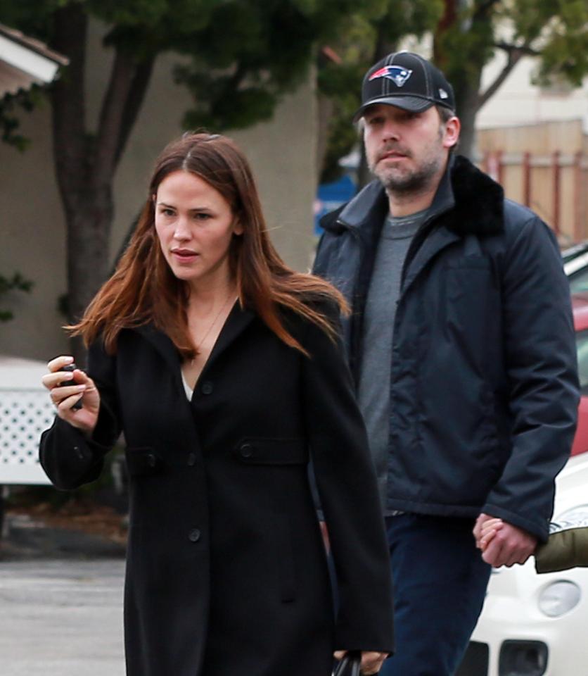  Jennifer Garner is reportedly preparing to officially file for divorce from Ben Affleck