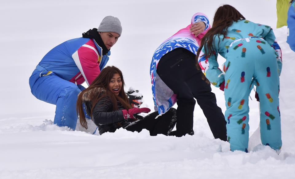  Celebrity Big Brother star Chloe fell over in the snow