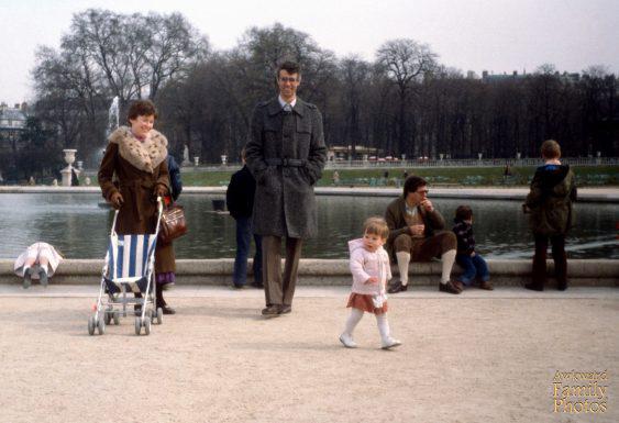  This couple are blissfully unasware that the child behind them is more of a problem than the one to their left