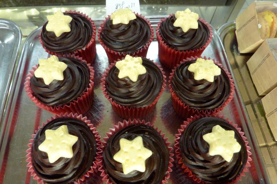  The treats cost 85p and come topped with chocolate frosting and a white chocolate snowflake