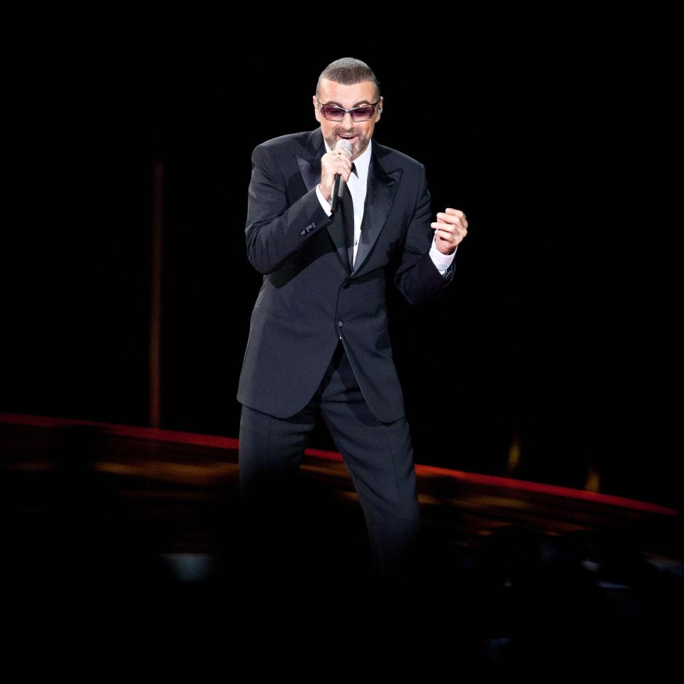  George Michael will be buried in the suit he wore on his last tour