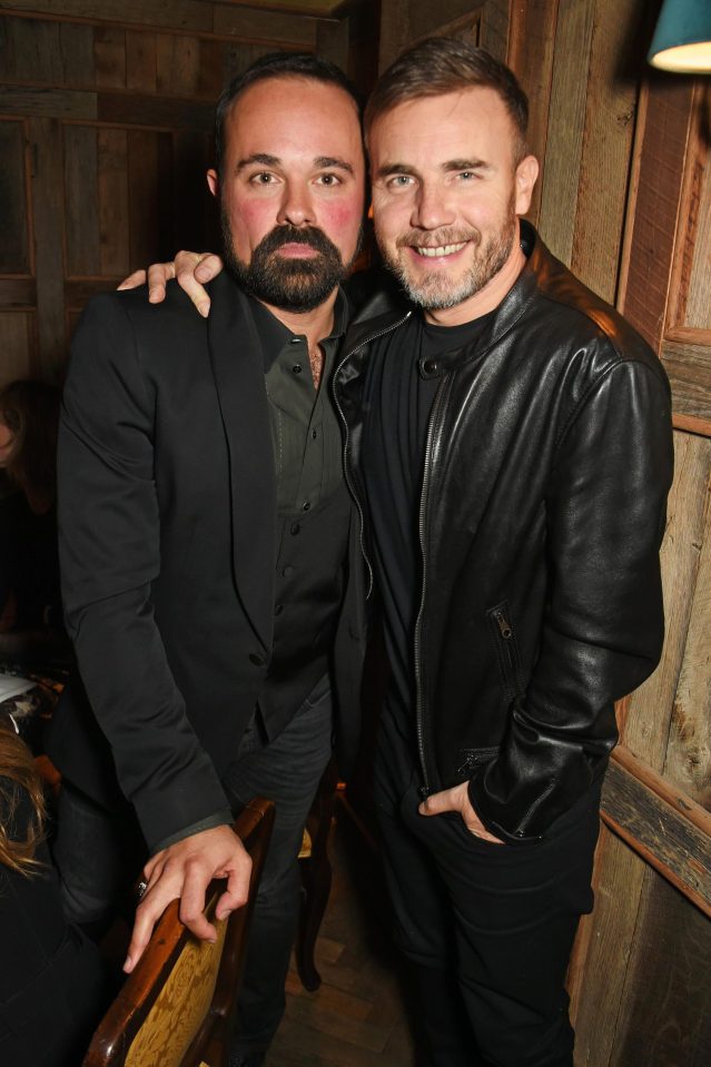  Gary poses with co-host Evgeny Lebedev