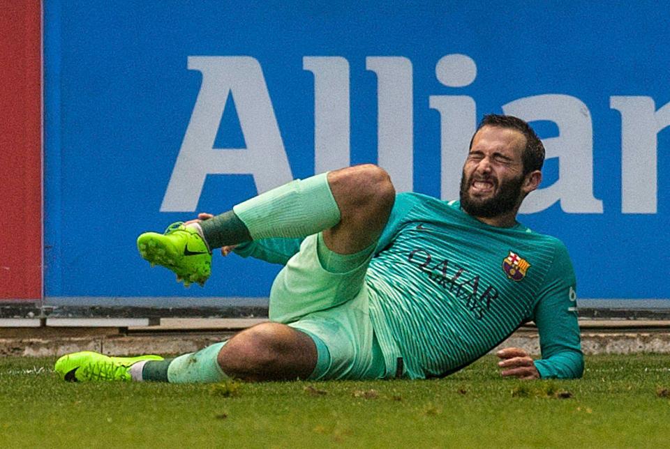  Barcelona need cover for Aleix Vidal, who suffered a horrific ankle injury against Alaves