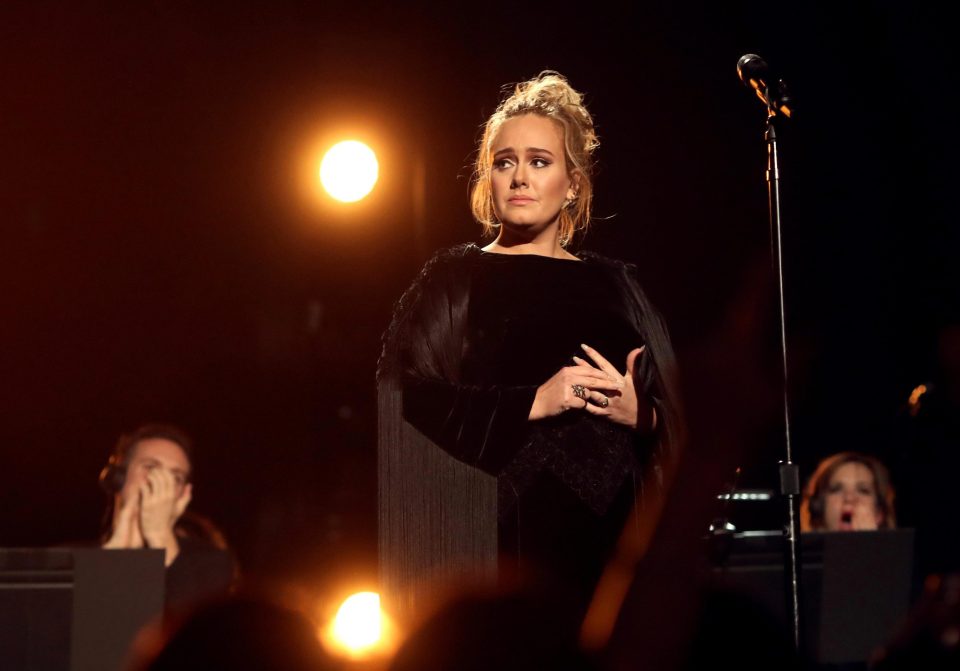  Adele made an emotional tribute performance to George Michael at last nights GRAMMYs