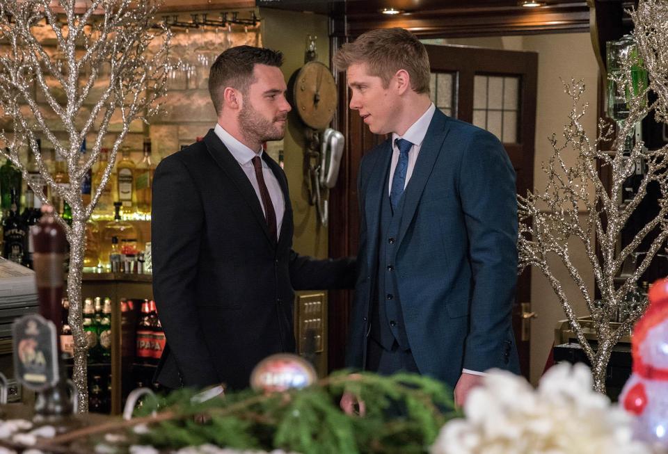  Robron's surprise wedding will have fans in tears